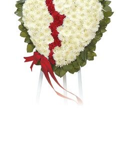 Large Broken Heart Flower Wreath